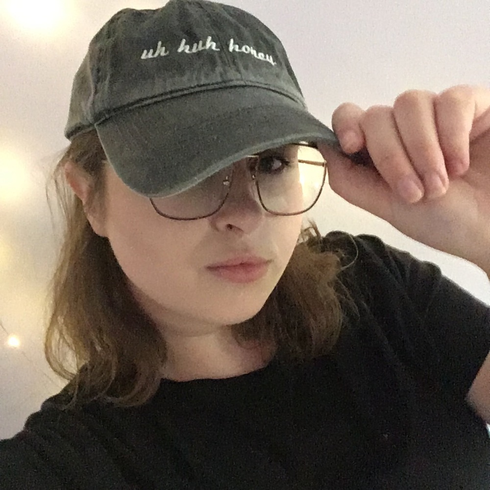 Brandy Melville “uh huh honey” Hat